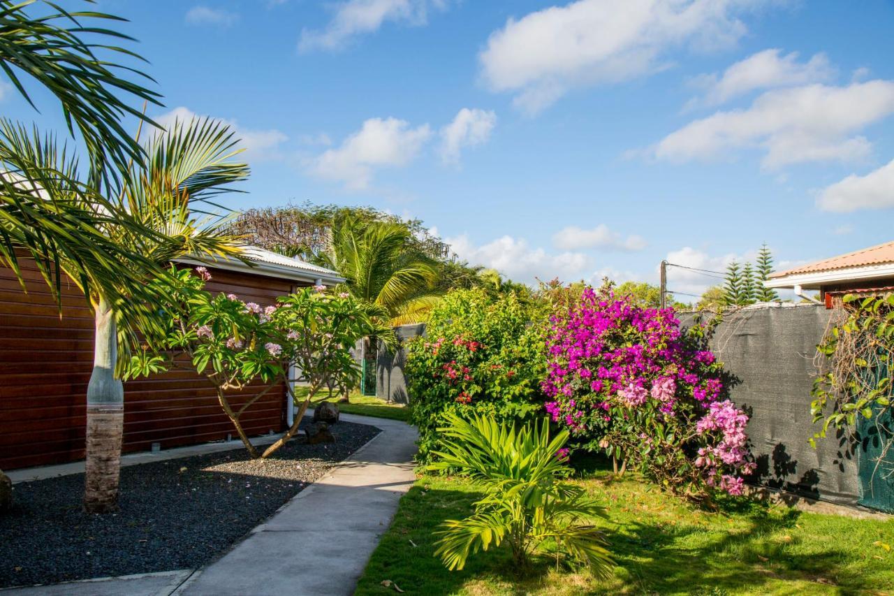 Fleurs de canne piscines privées Le Moule Exterior foto